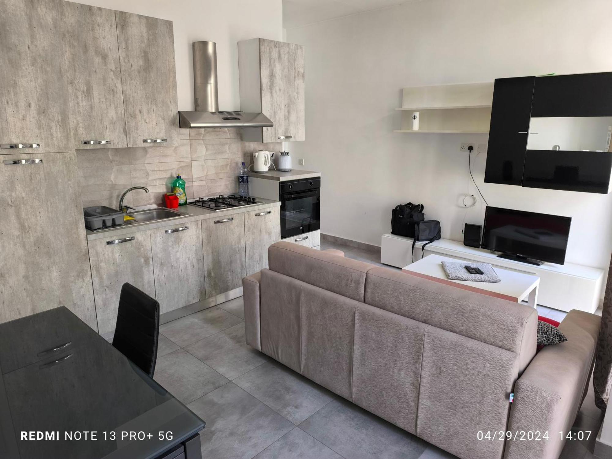 One Bedroom Tea Apartment Il-Gzira Eksteriør bilde