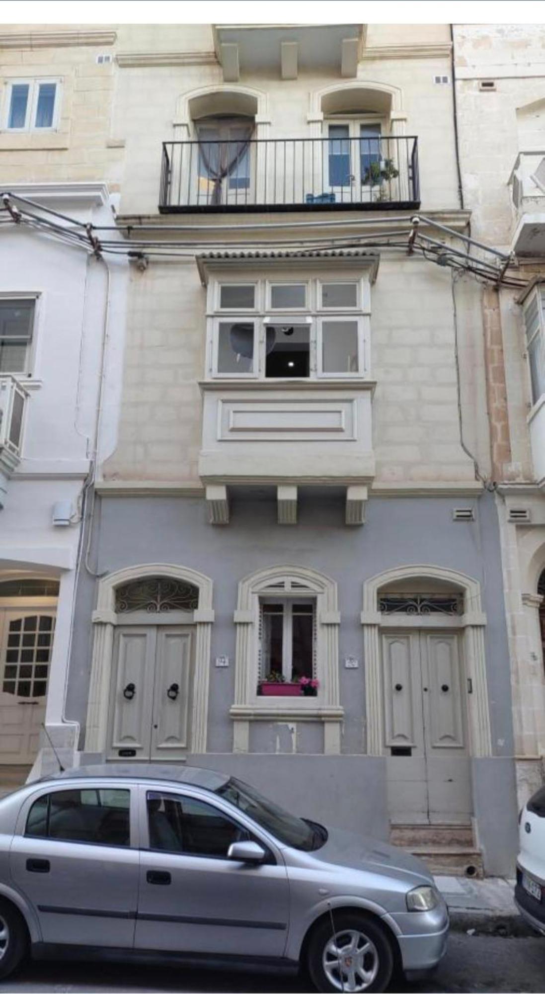 One Bedroom Tea Apartment Il-Gzira Eksteriør bilde